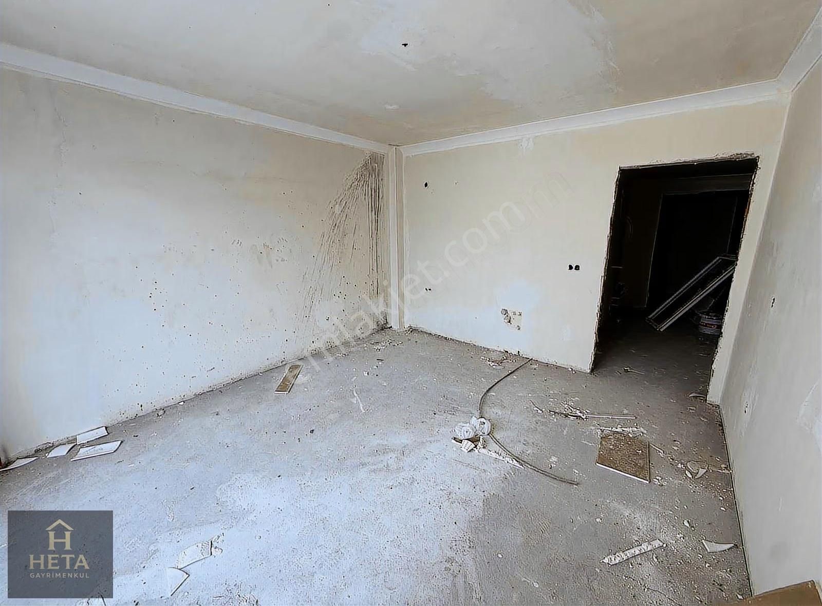 Metrobüse Yakın Site İçi Havuz Cephe Kısa Katlı 2+1 - Görsel 6