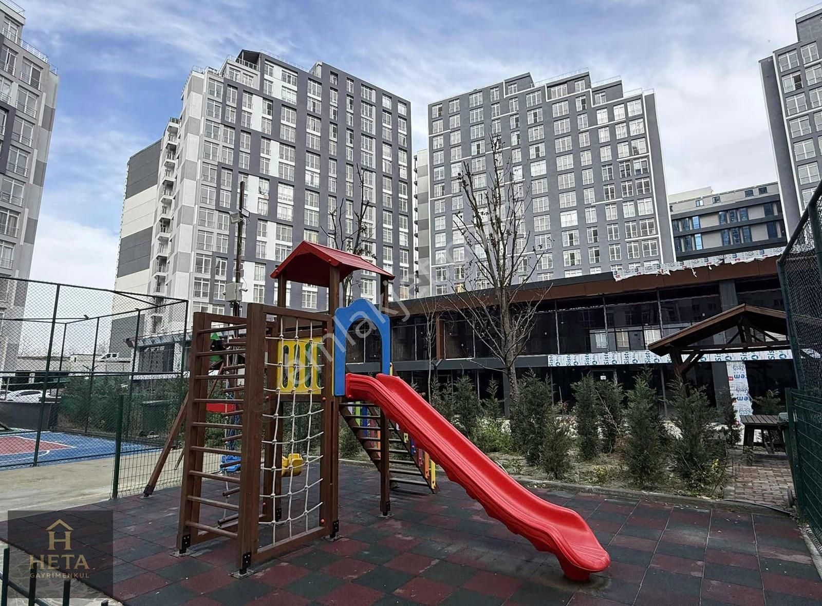 Metrobüse Yakın Site İçi Havuz Cephe Kısa Katlı 2+1 - Görsel 7