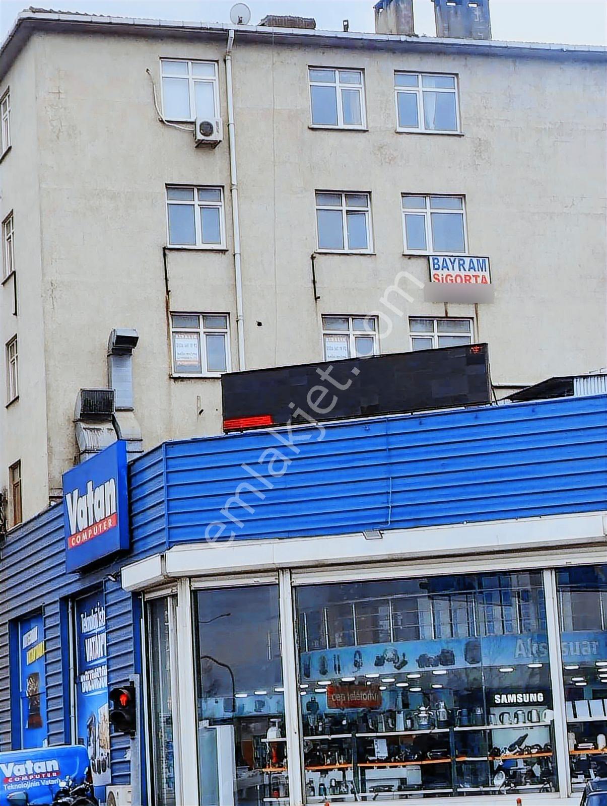 Trabzon Sanayide Vatan Bilgisayar Üzeri 80m2 Köşe Ofis - Görsel 4