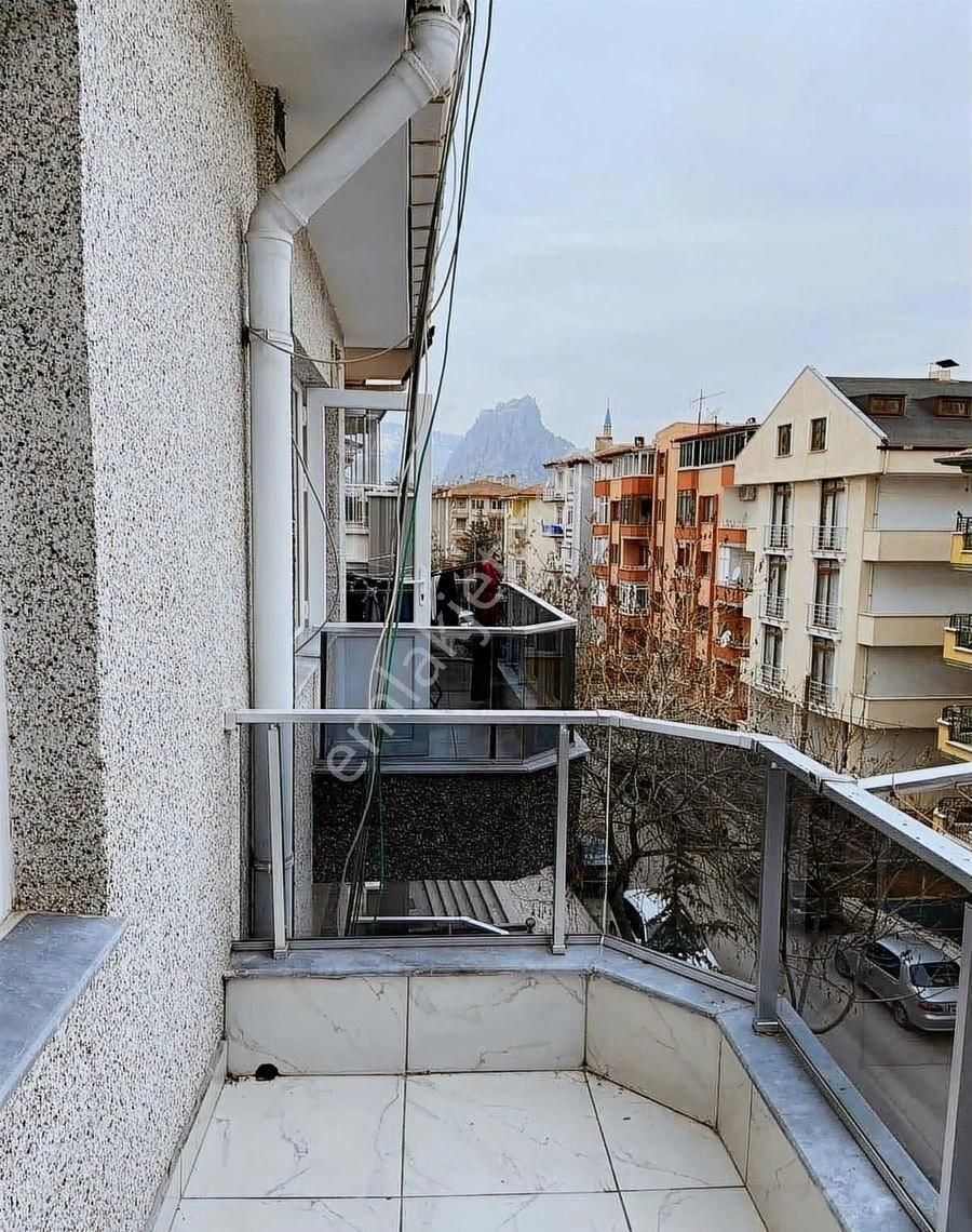 Bozoklu Emlaktan Dumlupınar Mah En Güzel Yerinde 3+1 Daire - Görsel 4