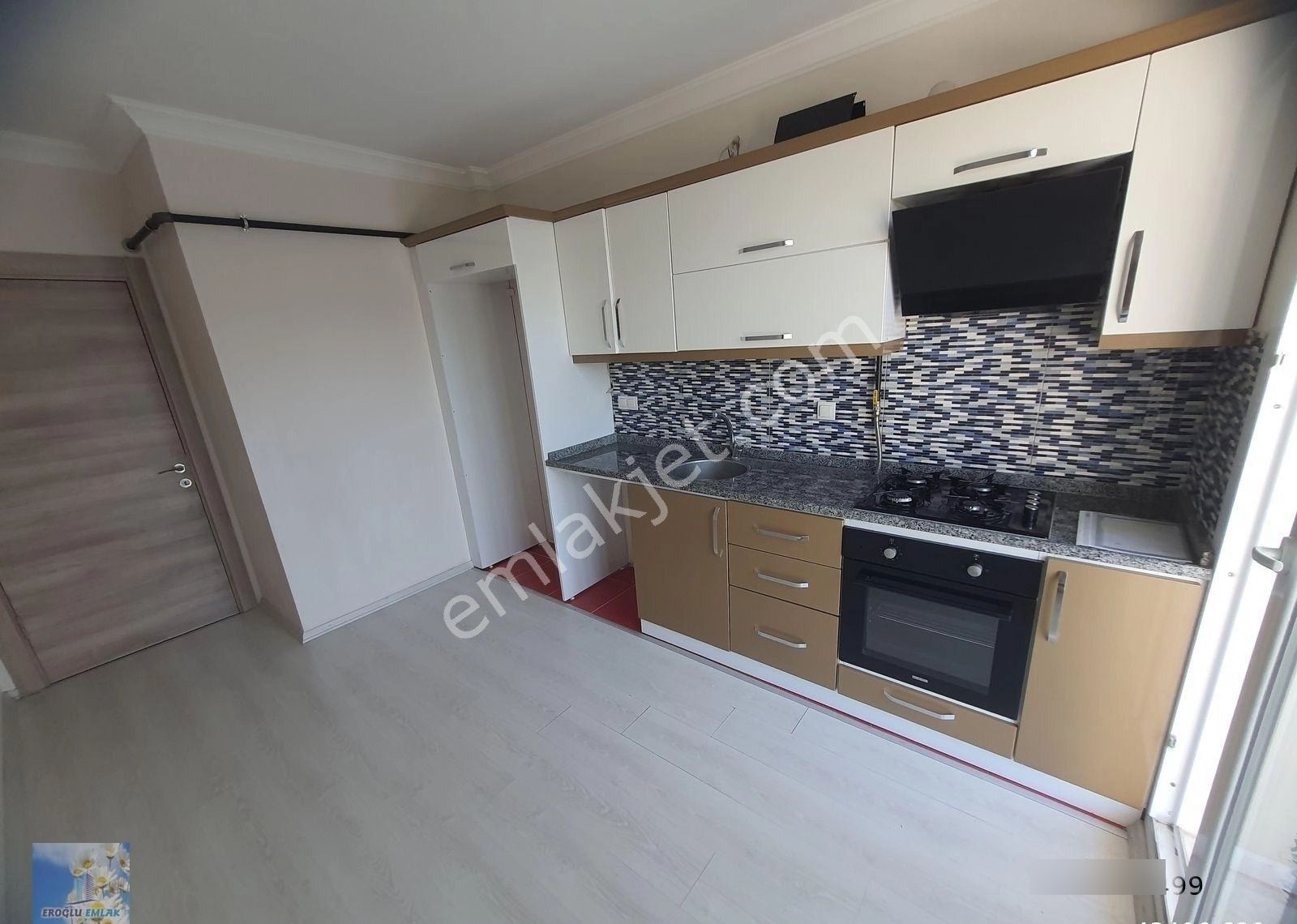 Şirintepe De Oto Parklı Doğalgazlı Ankastreli Kiralık 2+1 Daire - Görsel 22