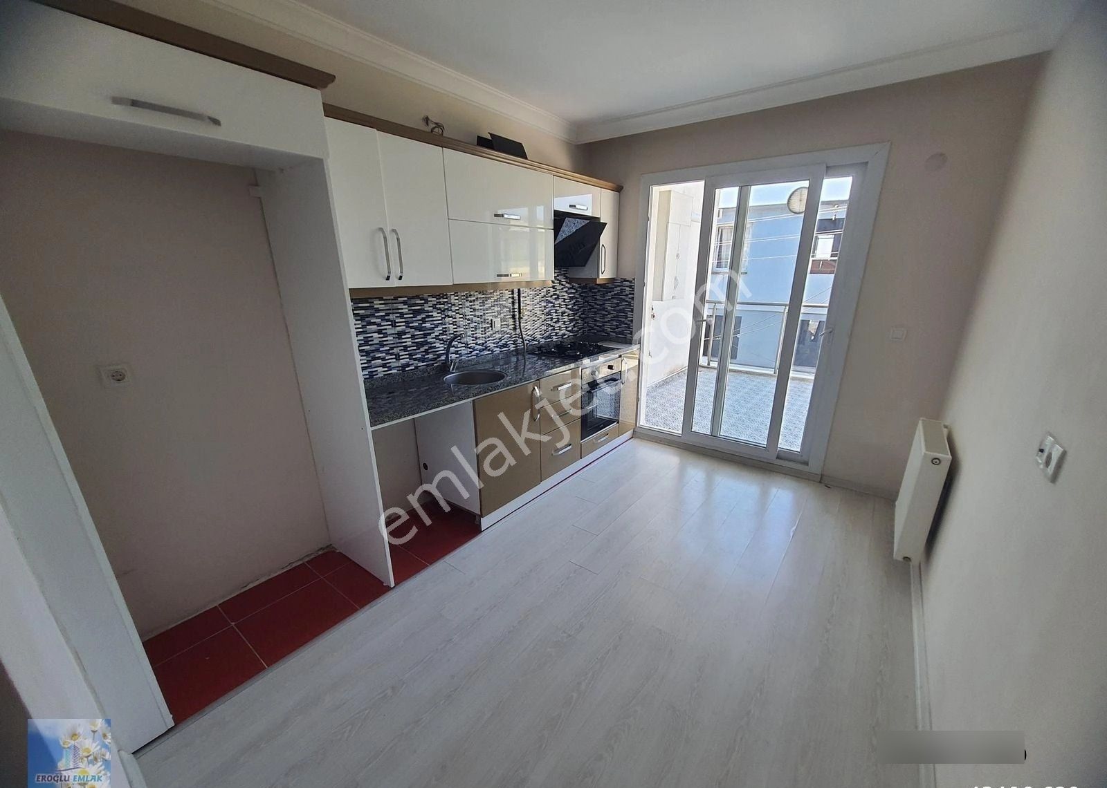 Şirintepe De Oto Parklı Doğalgazlı Ankastreli Kiralık 2+1 Daire - Görsel 18