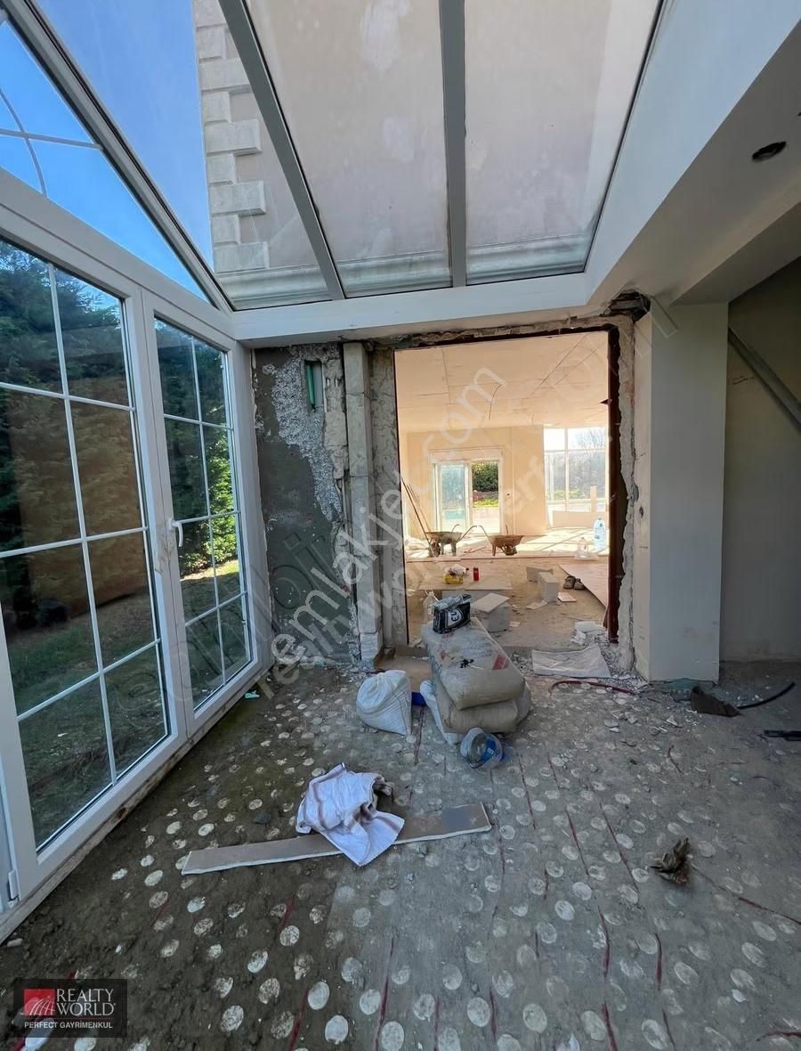 Zekeriyaköyde Sitede Satılıkmüstakil Natamam 5+2 Forlex Havuzlu - Görsel 3