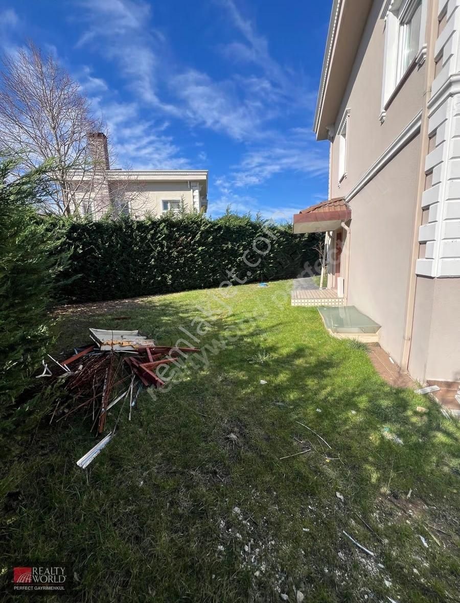 Zekeriyaköyde Sitede Satılıkmüstakil Natamam 5+2 Forlex Havuzlu - Görsel 8