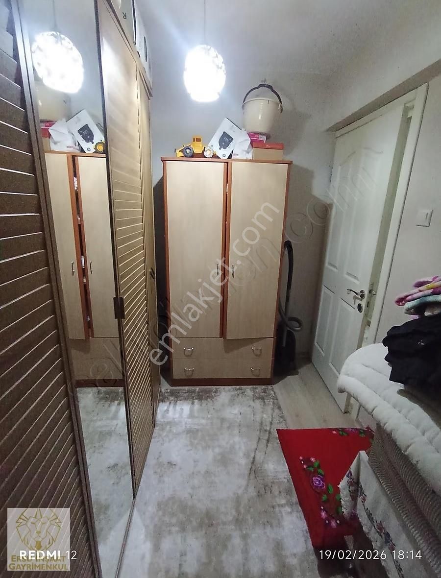 Ersü'den Yıldız Caddesinde Doğalgazlı Arakat 3+1 Daire - Görsel 13