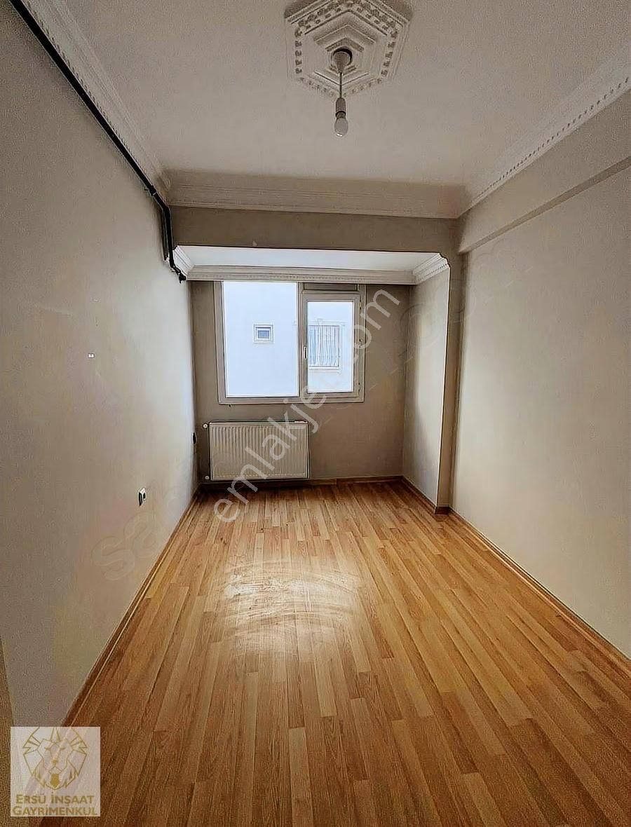 Ersü'den 2+1 90m2 Doğalgazlı Balkonlu Yeni Bina Arakat Daire - Görsel 16