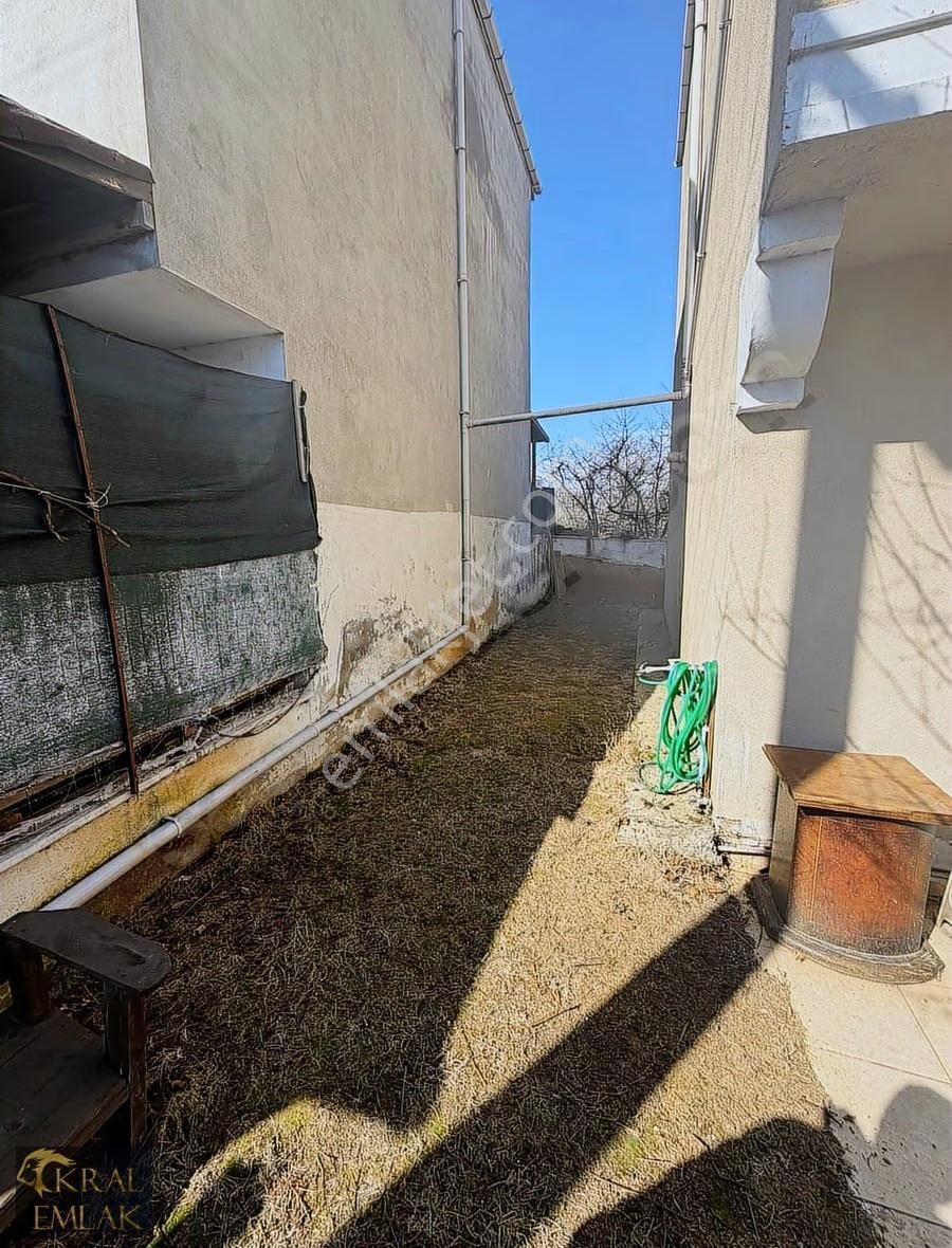 Döngeli De Doğa Manzaralı 3 Katlı Eşyalı 5+1 Satılık Triblex Ev - Görsel 5