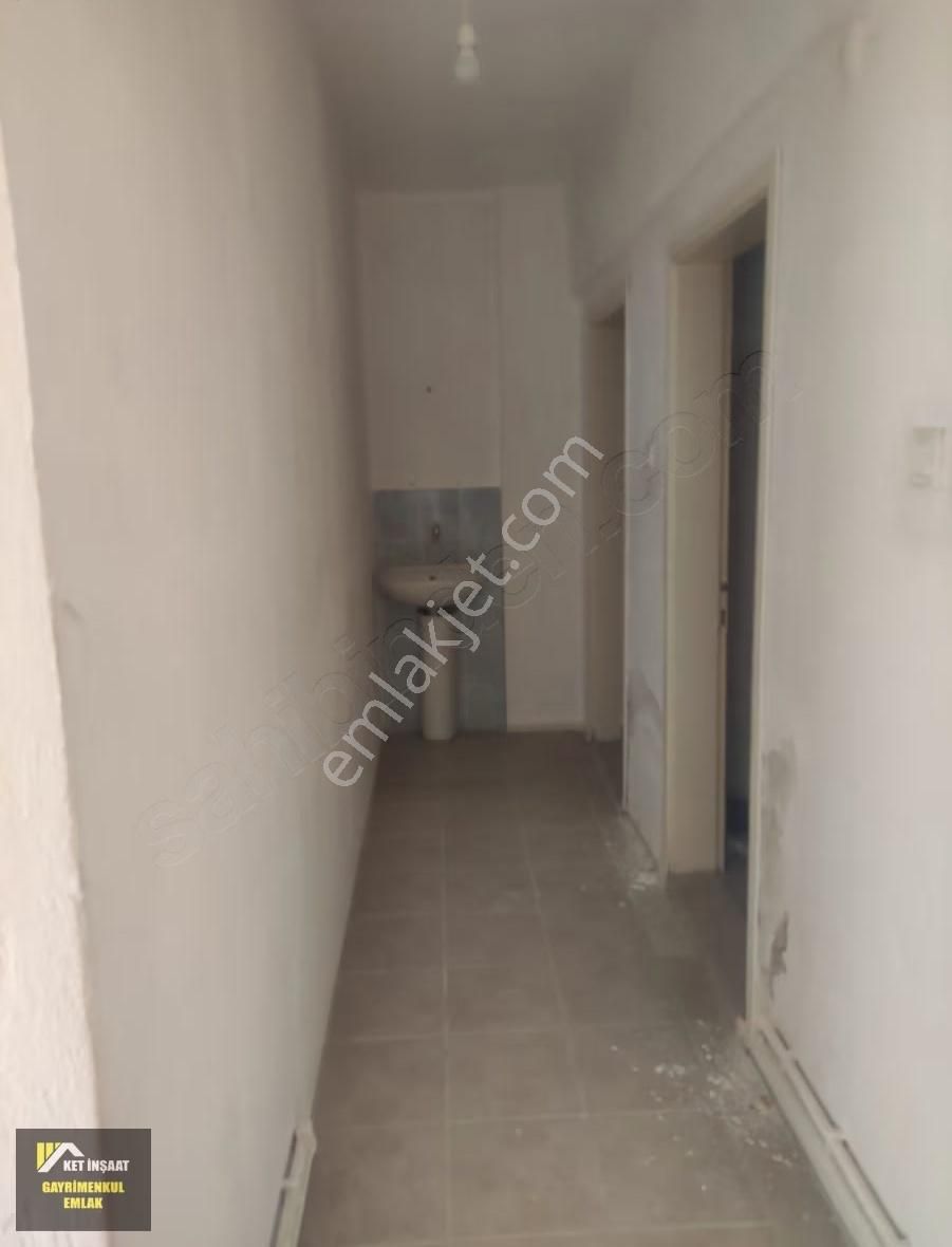 Ket'ten Sarnıç Merkezde Kiralık 2+1 Daire - Görsel 12