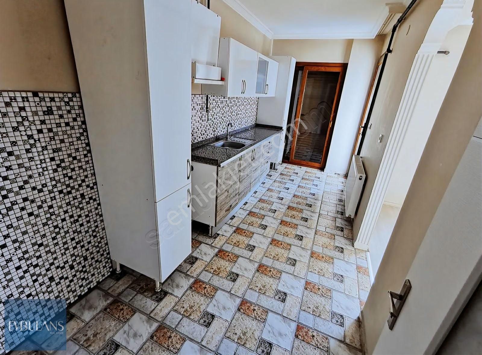 Çiğli Metro Grosmarket Karşısı Anadolu Caddesi Üzeri Kap.mut 2+1 - Görsel 17