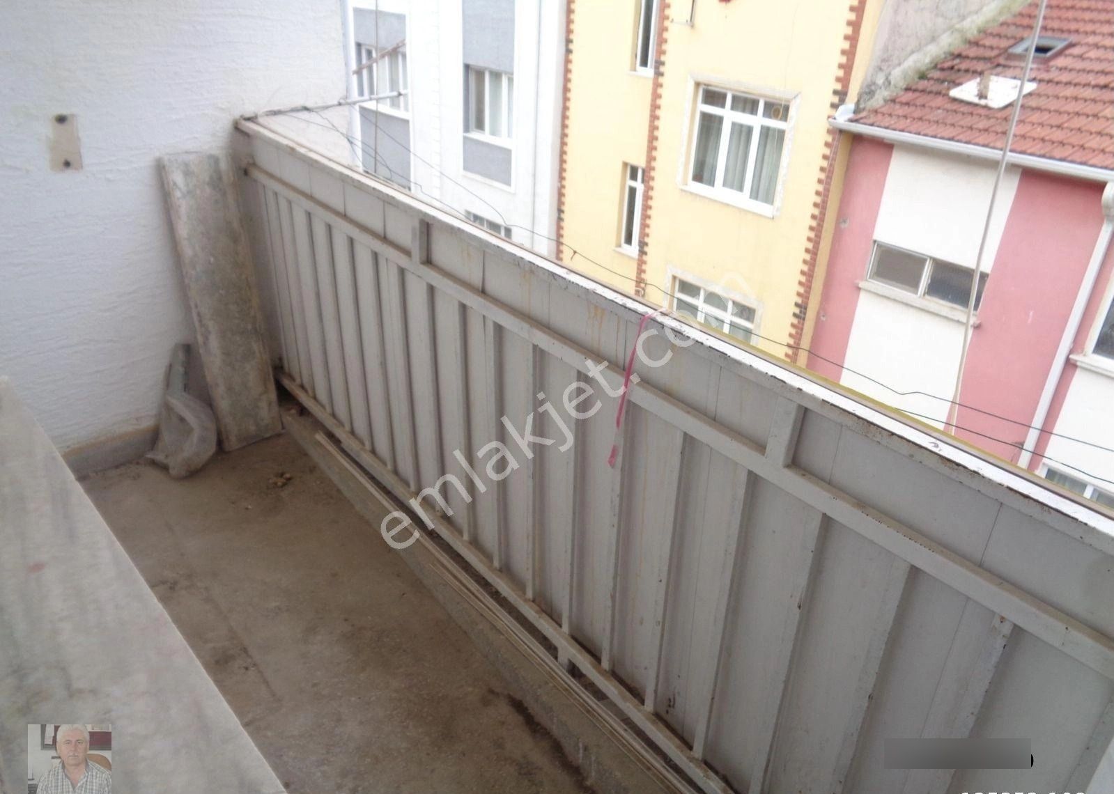 Işıklar Mah. Işıklar Cami Yakını Çift Balkonlu Daire - Görsel 2