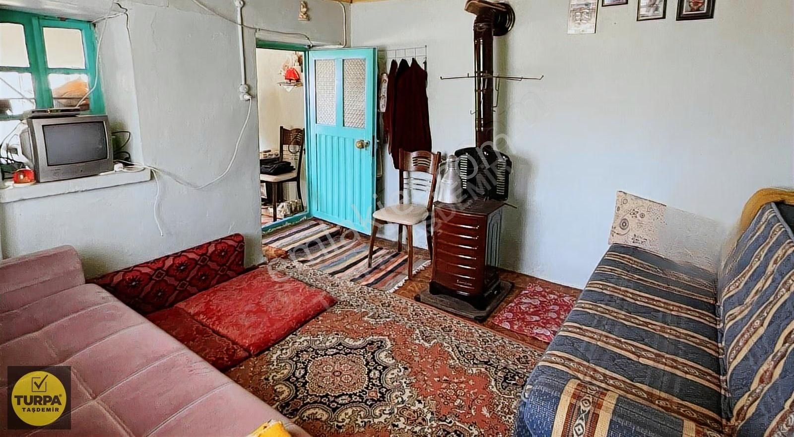 Torbalı Saipler'de Evi Olan Köyiçi İmarlı Satılık 467 M² Arsa - Görsel 17