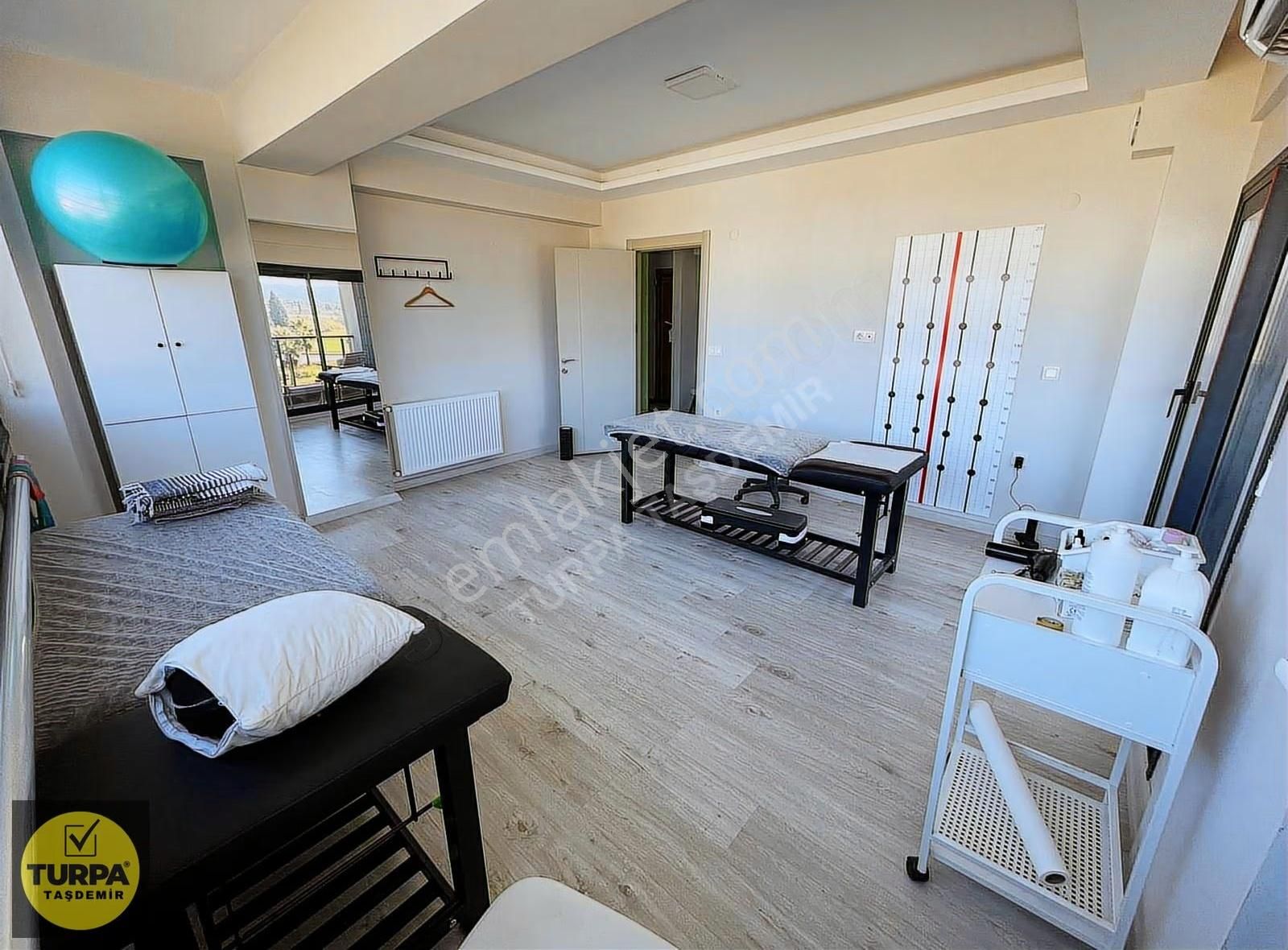 Menderes Cüneytbey Mahallesi'nde Acil Satılık Dubleks Daire - Görsel 13