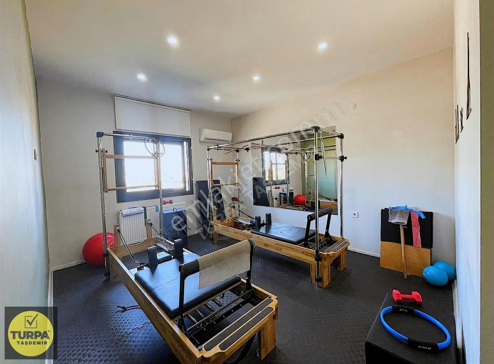 Menderes Cüneytbey Mahallesi'nde Acil Satılık Dubleks Daire - Görsel 19