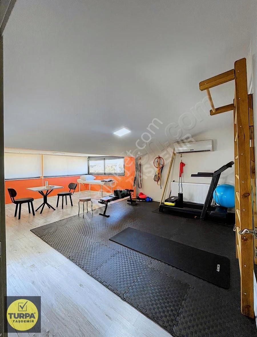 Menderes Cüneytbey Mahallesi'nde Acil Satılık Dubleks Daire - Görsel 23