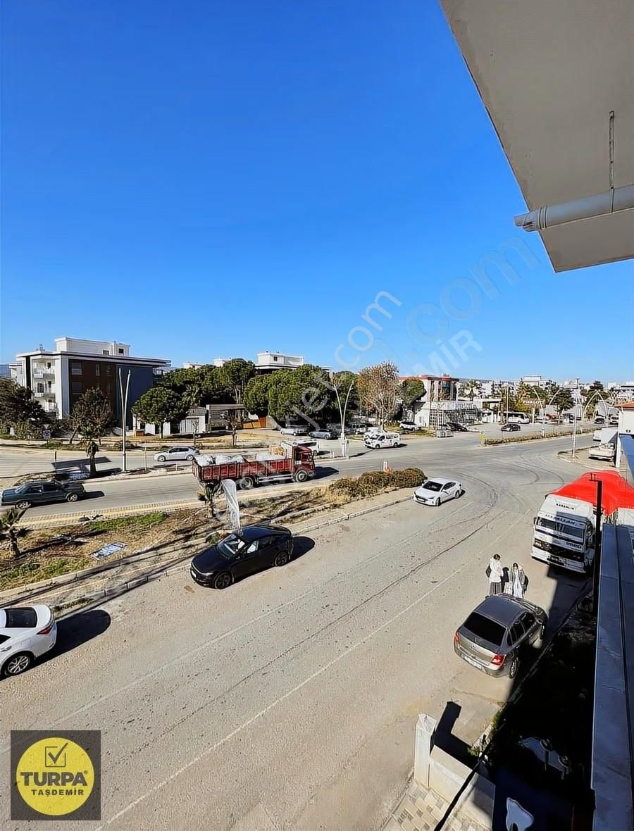 Menderes Cüneytbey Mahallesi'nde Acil Satılık Dubleks Daire - Görsel 34