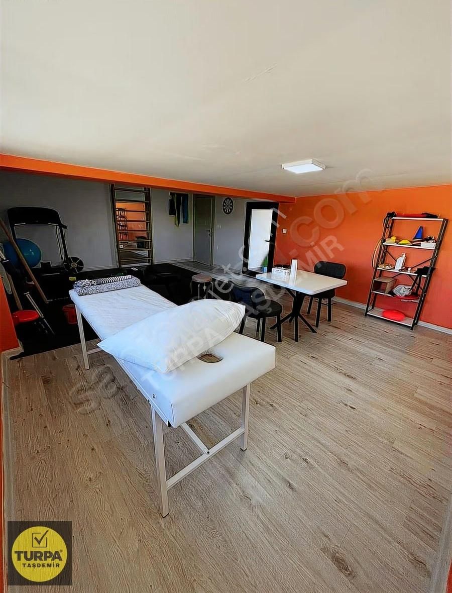 Menderes Cüneytbey Mahallesi'nde Acil Satılık Dubleks Daire - Görsel 28