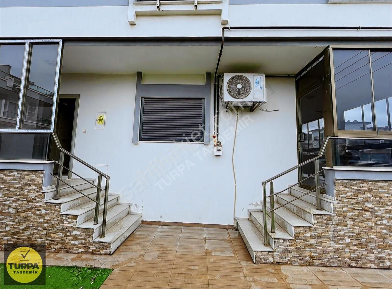 Menderes Mithatpaşa Mahallesi Satılık İkiz Villa - Görsel 18