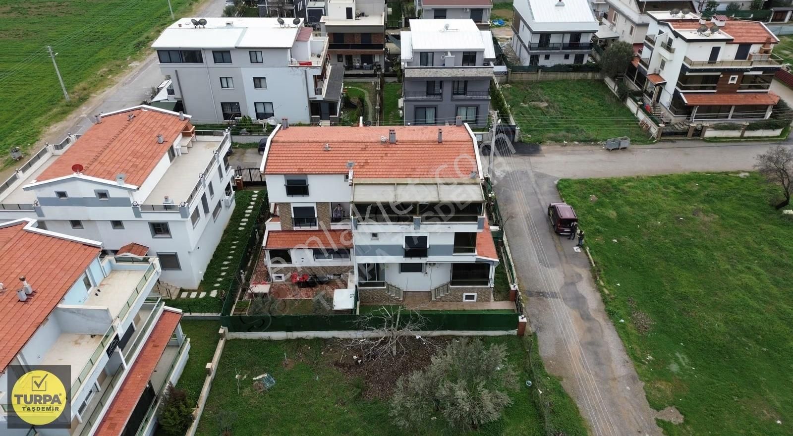 Menderes Mithatpaşa Mahallesi Satılık İkiz Villa - Görsel 20