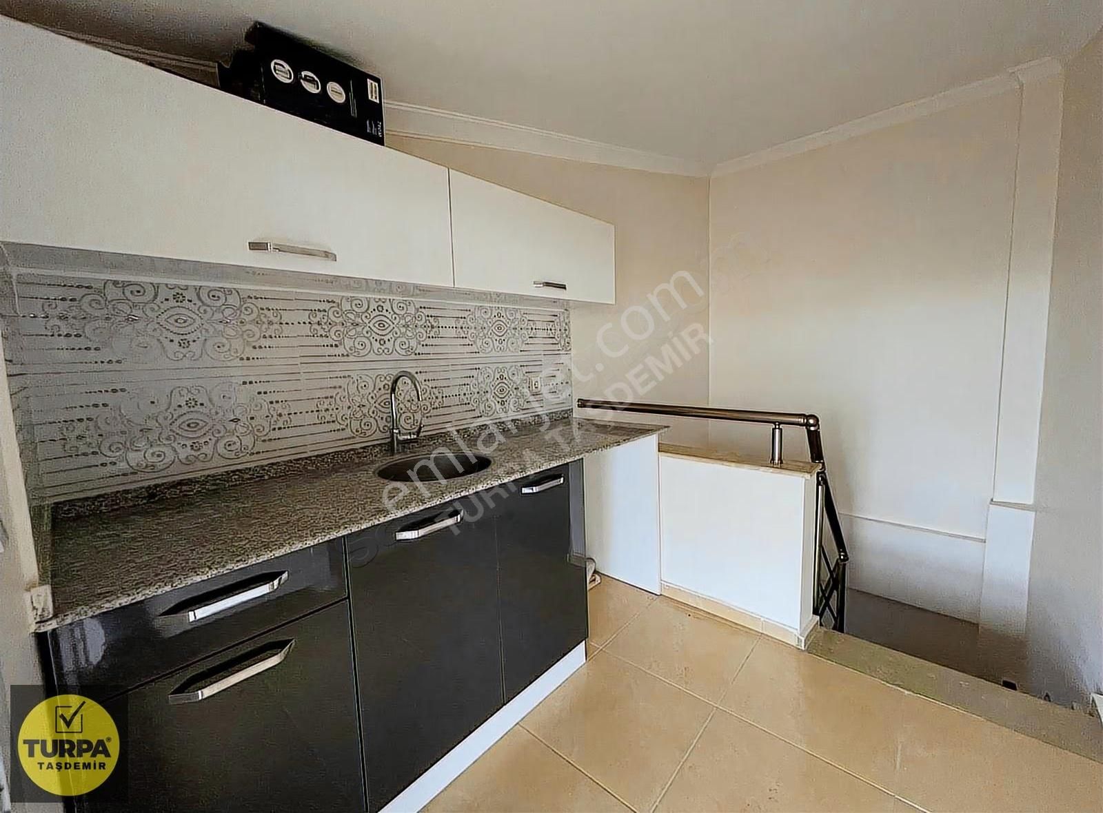 Menderes Mithatpaşa Mahallesi Satılık İkiz Villa - Görsel 26