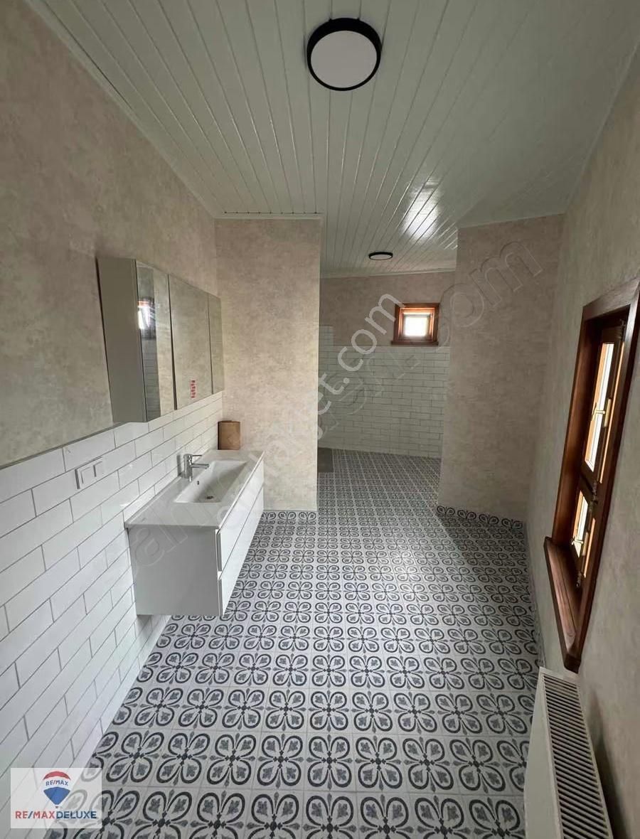 Tarih Koridorunda Restore Edilmiş Geniş Bahçeli Satılık Konak - Görsel 22