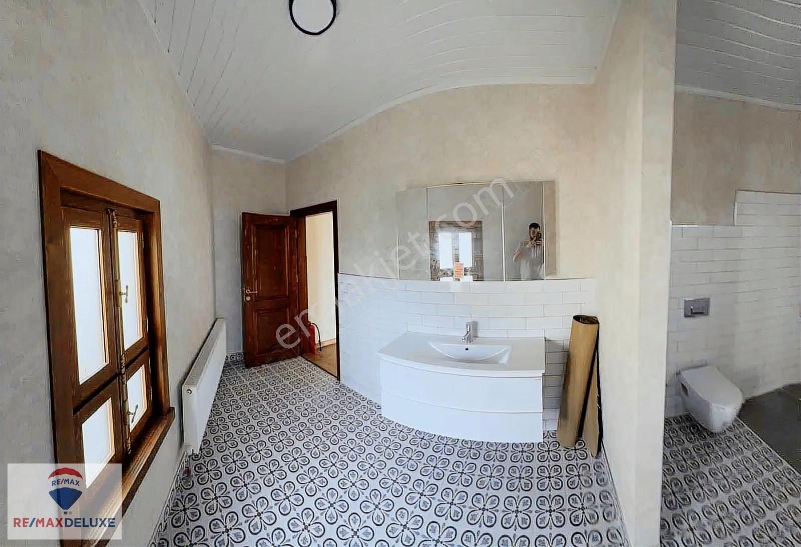 Tarih Koridorunda Restore Edilmiş Geniş Bahçeli Satılık Konak - Görsel 28