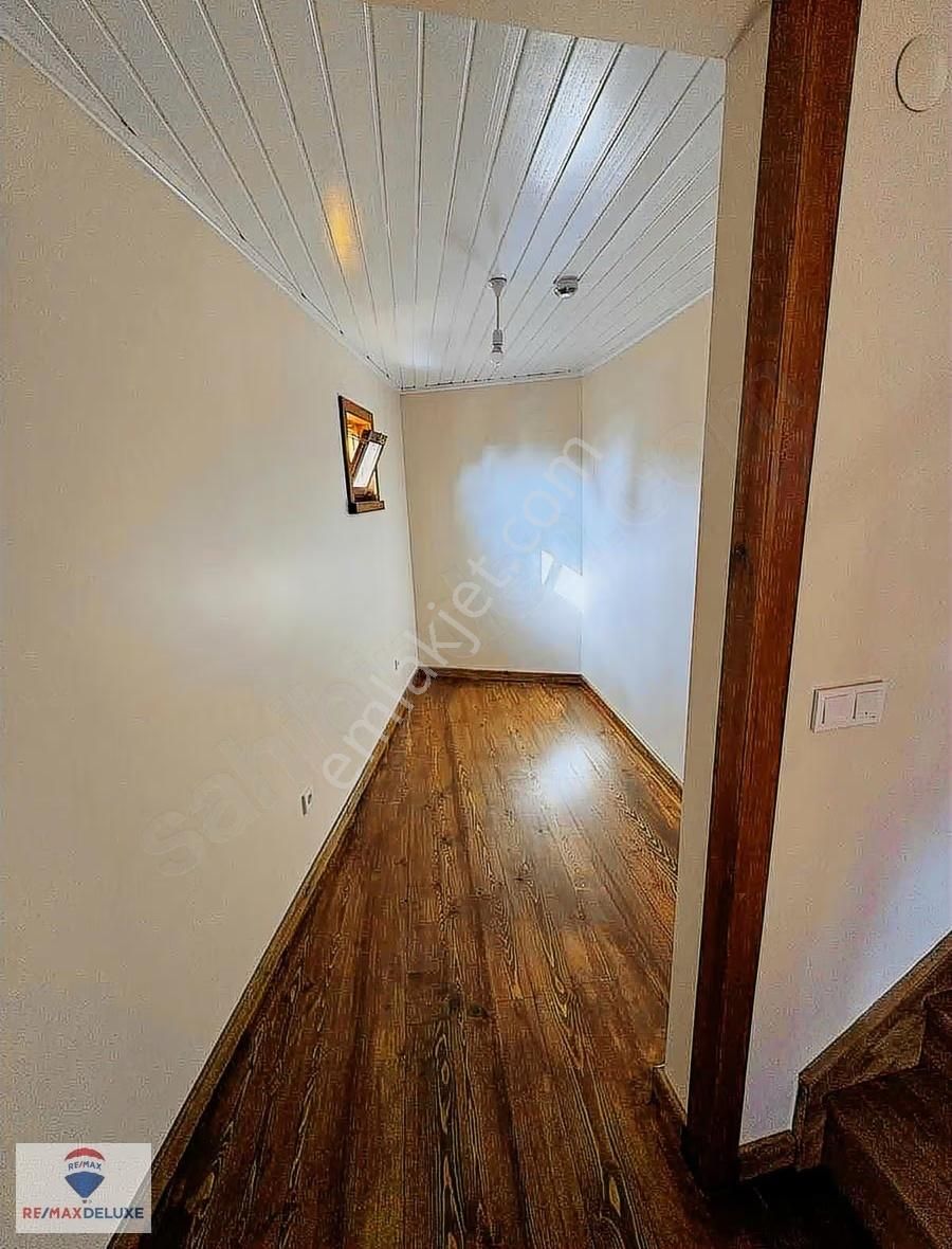 Tarih Koridorunda Restore Edilmiş Geniş Bahçeli Satılık Konak - Görsel 12