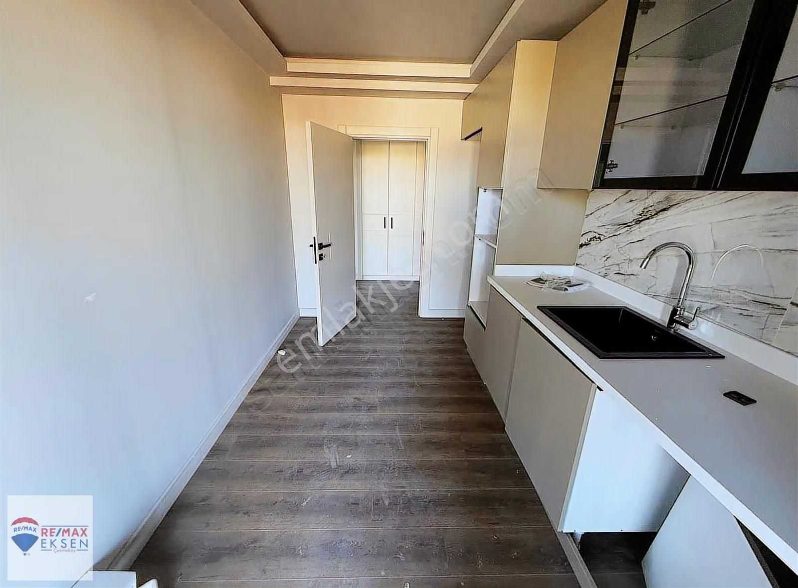 Zeytinburnu Stone Palace 2911 'de Satılık Full Manzaralı 3+1 - Görsel 8