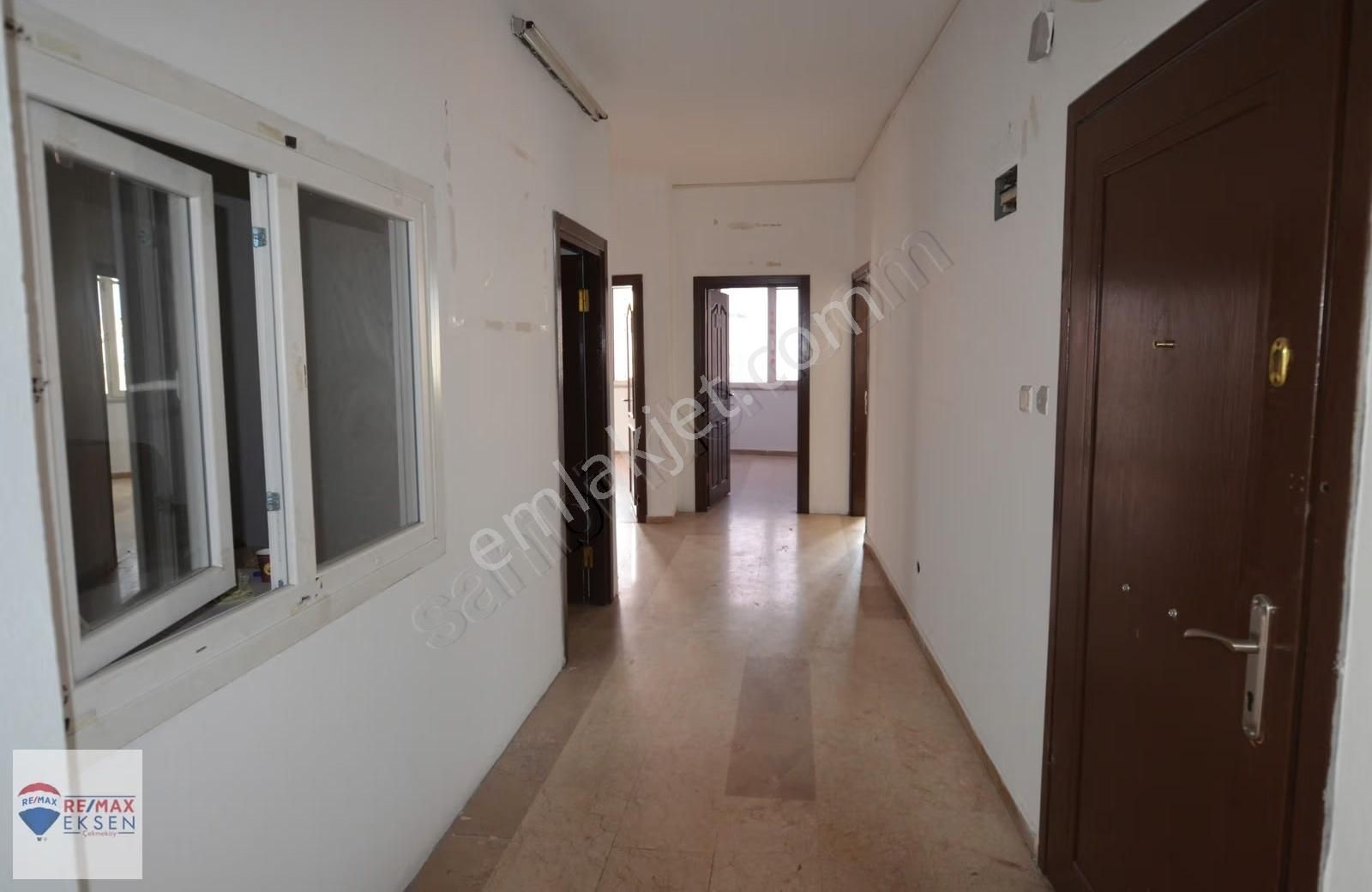 Dudulluda 260 M2 Ofis Katta Tek Diğer İş Kollarına Uygun Kira - Görsel 7