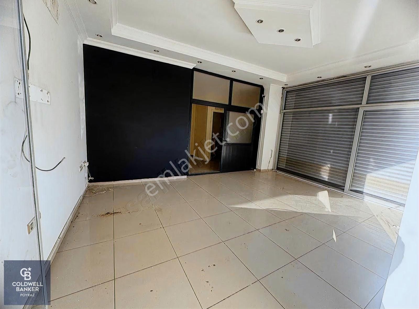 Menderes Coldwell Banker Poyraz'dan Merkezi Konum Köşe Dükkan - Görsel 8