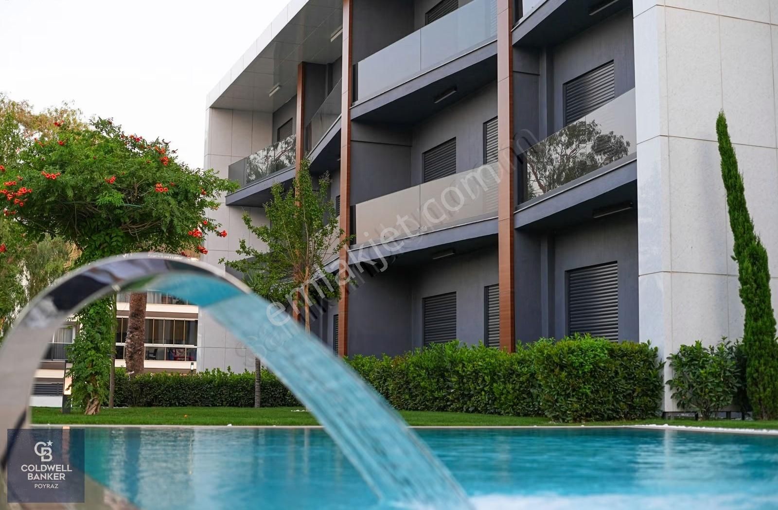 Menderes Coldwell Banker Poyraz'dan Prestijli Site İçi 1+1 Daire
