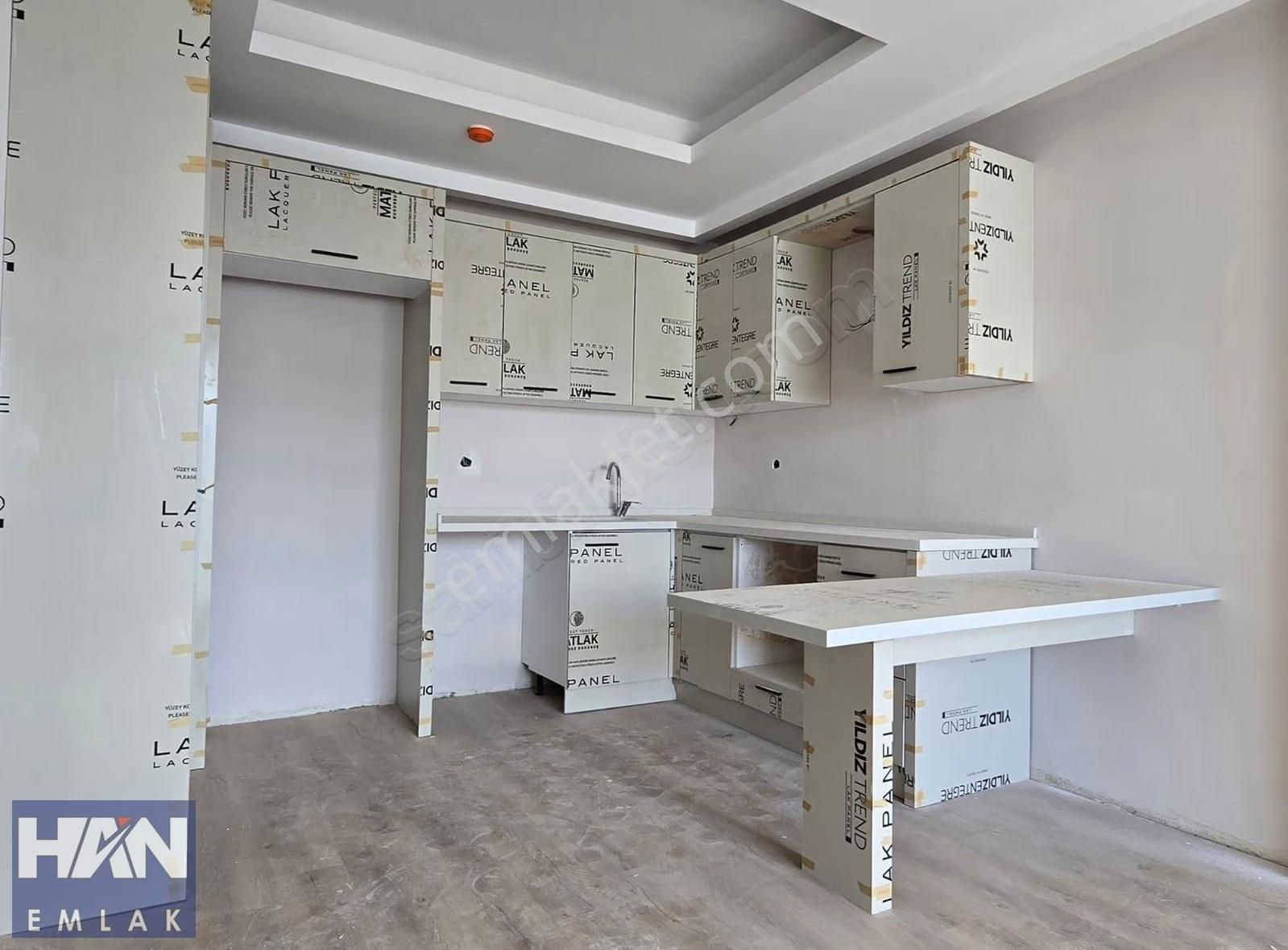 Han Emlak'tan Tömük Te Site İçi Havuzlu Satılık 1+1 - Görsel 3