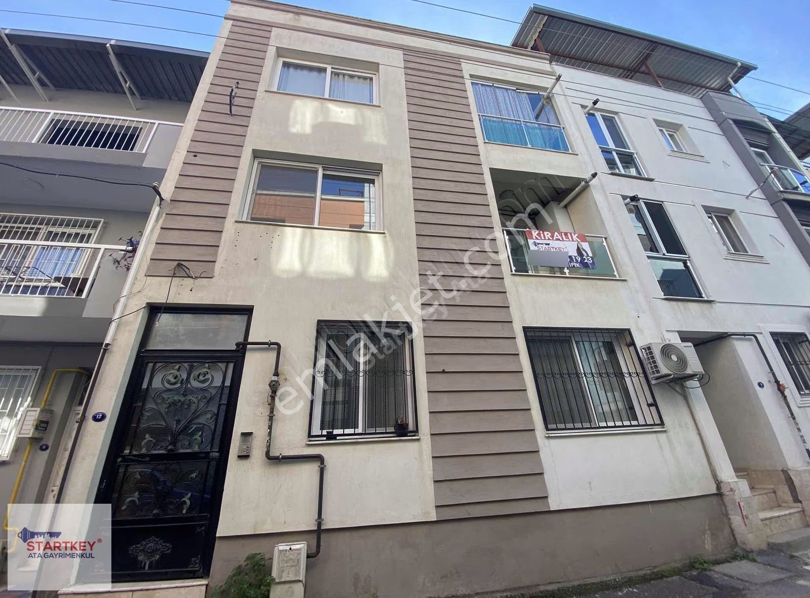 Karşıyaka Örnekköy Mahallesi 2+1 Kiralık Daire