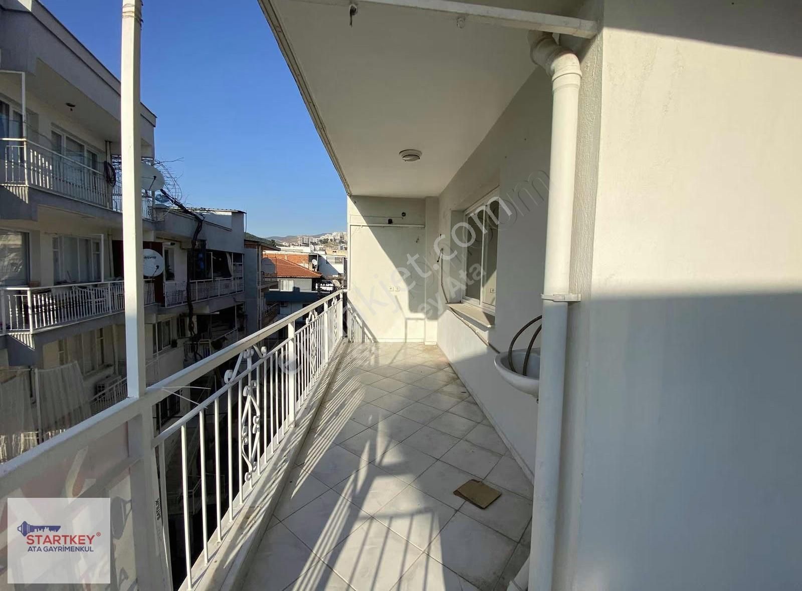 Bayraklı Yamanlar Mahallesi 3+1 Kiralık Daire - Görsel 4