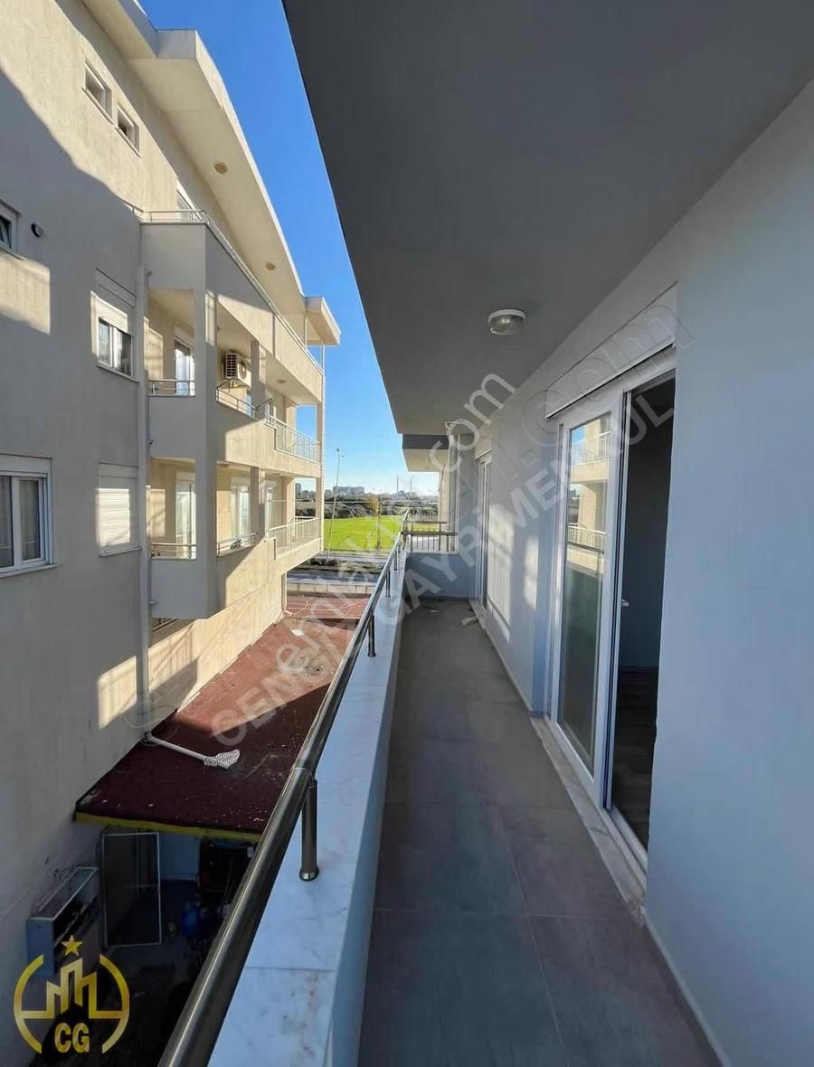 Ilıca Merkezde Geniş Ferah 3+1 Kiralık Daire - Görsel 3