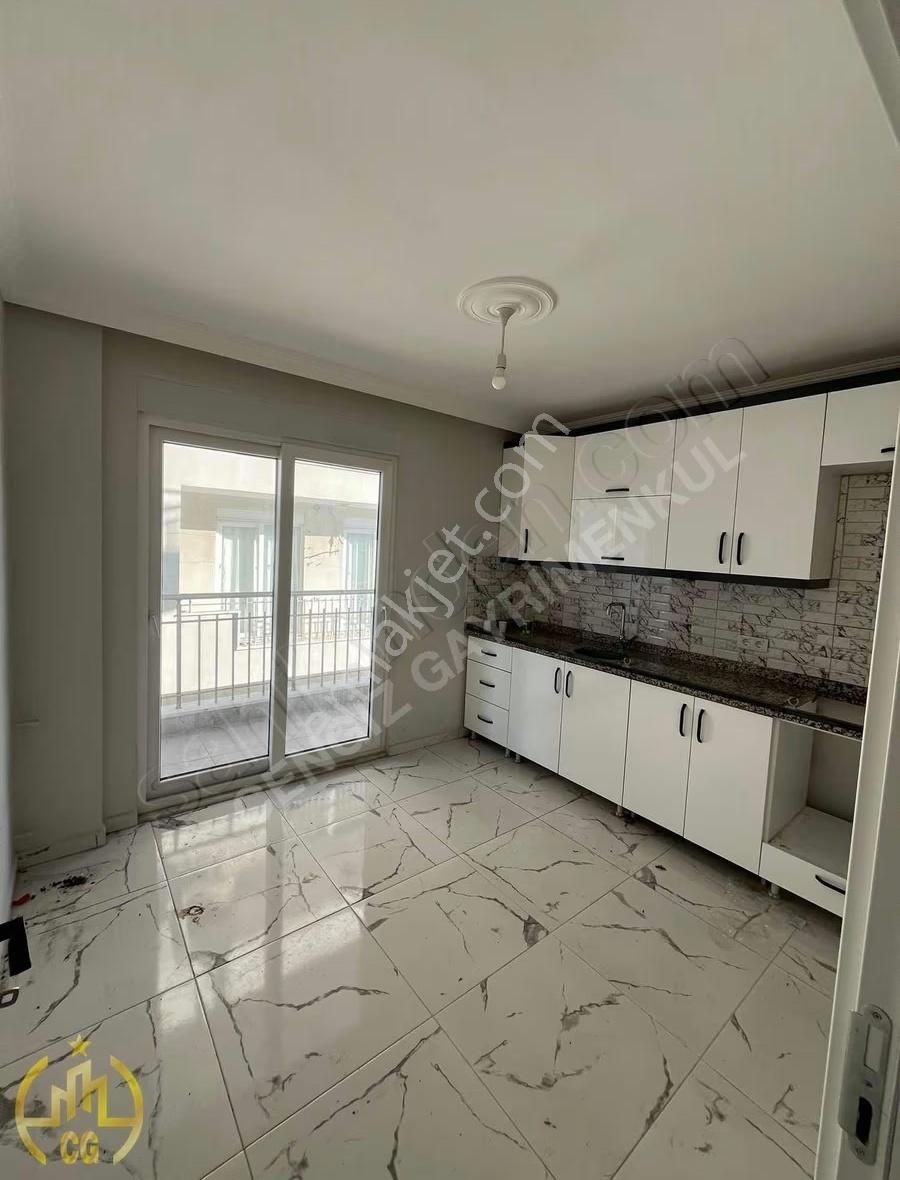 Ilıca Merkezde Geniş Ferah 3+1 Kiralık Daire