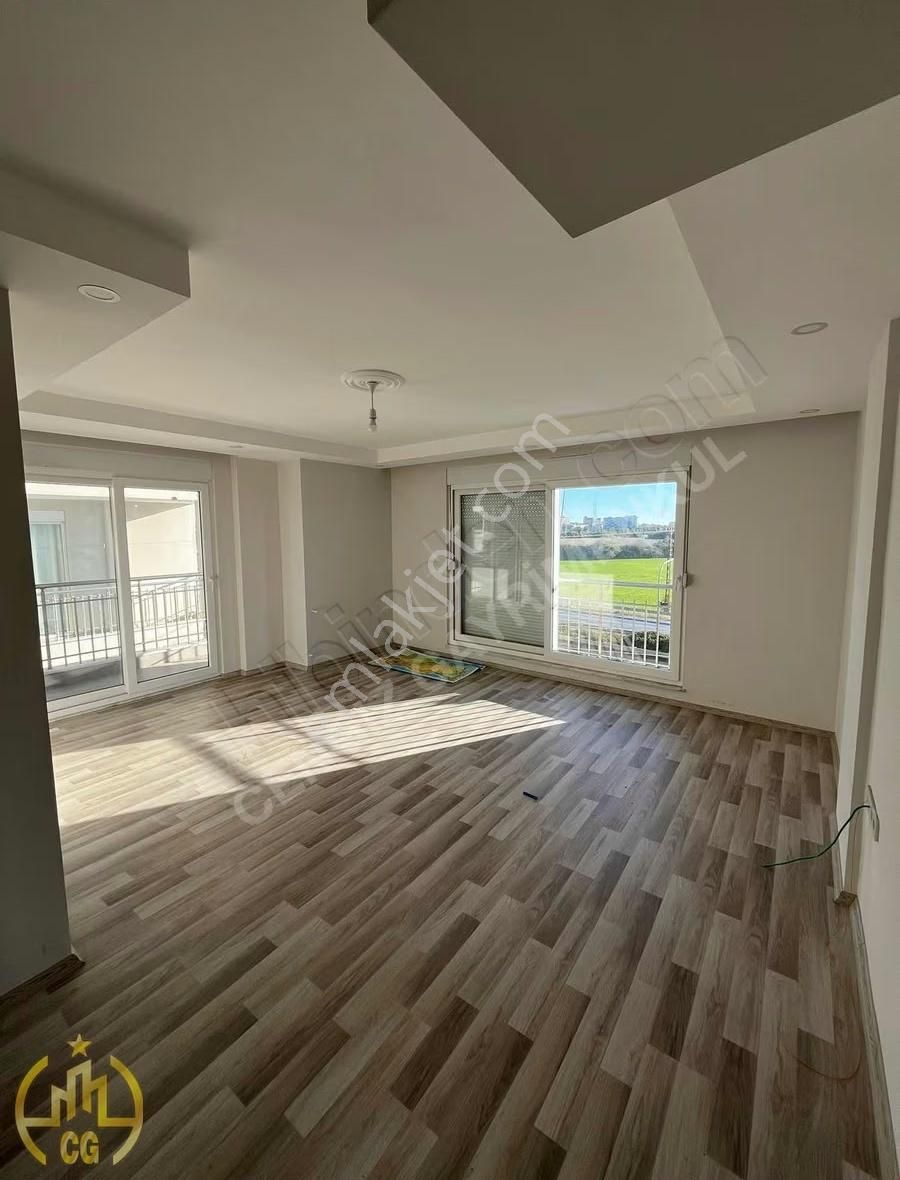 Ilıca Merkezde Geniş Ferah 3+1 Kiralık Daire - Görsel 4