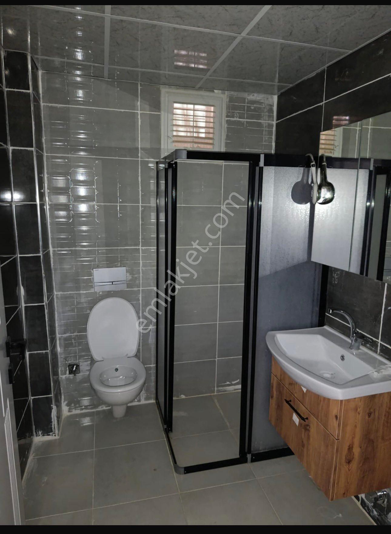 Acill Satılık Eşyalı Ara Kat Daire Çözüm Emlak’ta - Görsel 2