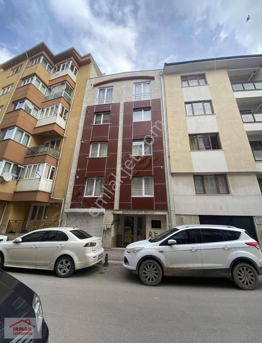 Seylap Cad Kiralık 1+1 Apart ( 2 Ayrı Oda )