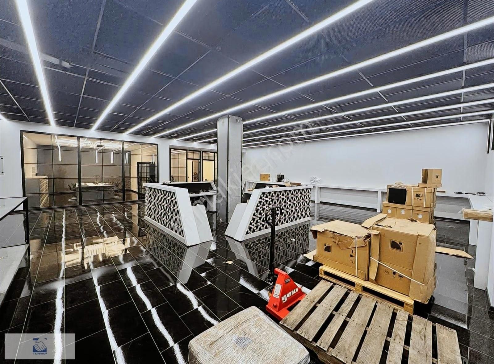 Sunflower Avm'de Büyük Metrekareli Satılık Mağaza - Görsel 13