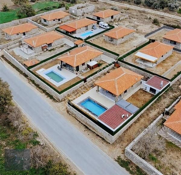 Han Gayrimenkul'den Ruhsatlı 2+1 Müstakil Taş Ev - Görsel 7