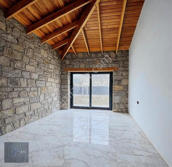 Han Gayrimenkul'den Ruhsatlı 2+1 Müstakil Taş Ev - Görsel 6