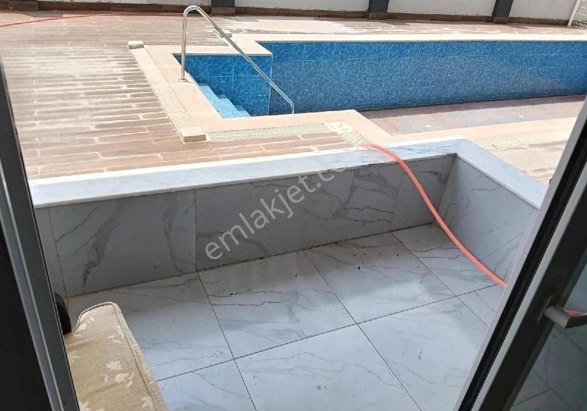 Kiralık 3+1 Yüksek Giriş Havuzlu Daire Ayrı Mutfak - Görsel 2