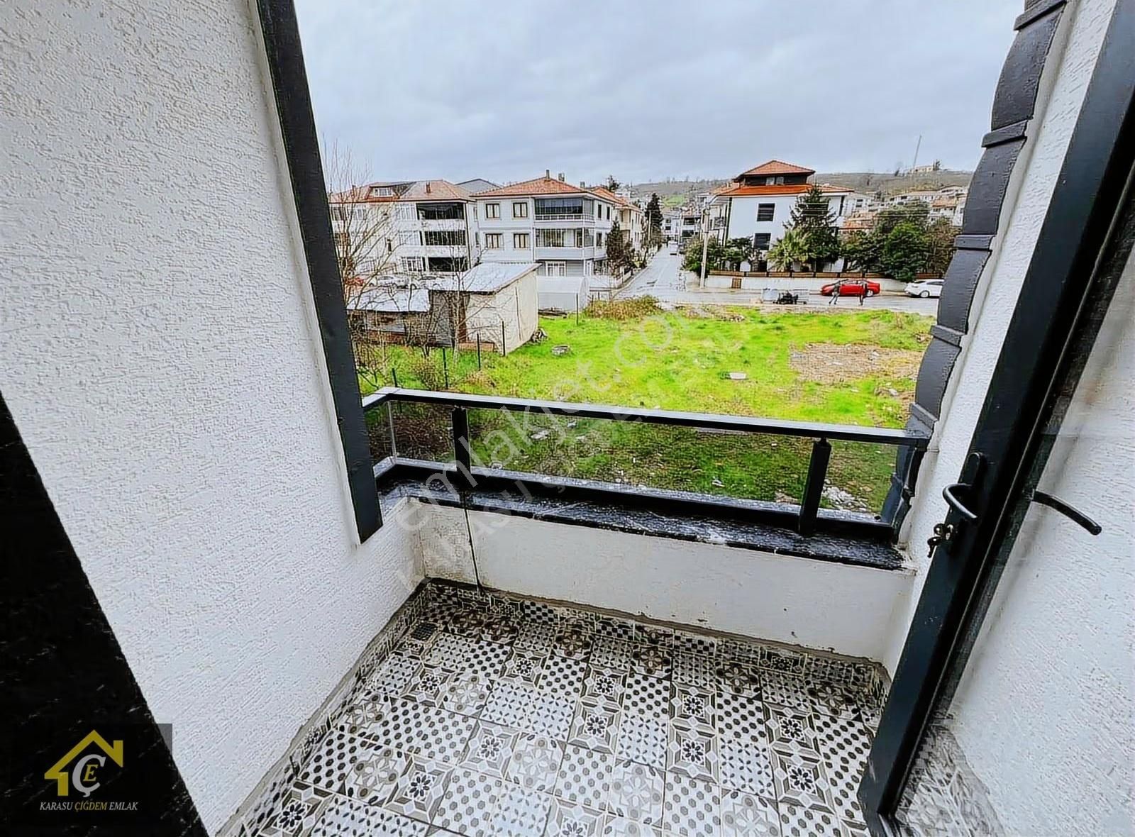 Karasuda 3+1 Yerden Isıtmalı Tripleks Yapı Çiğdem Emlak - Görsel 26