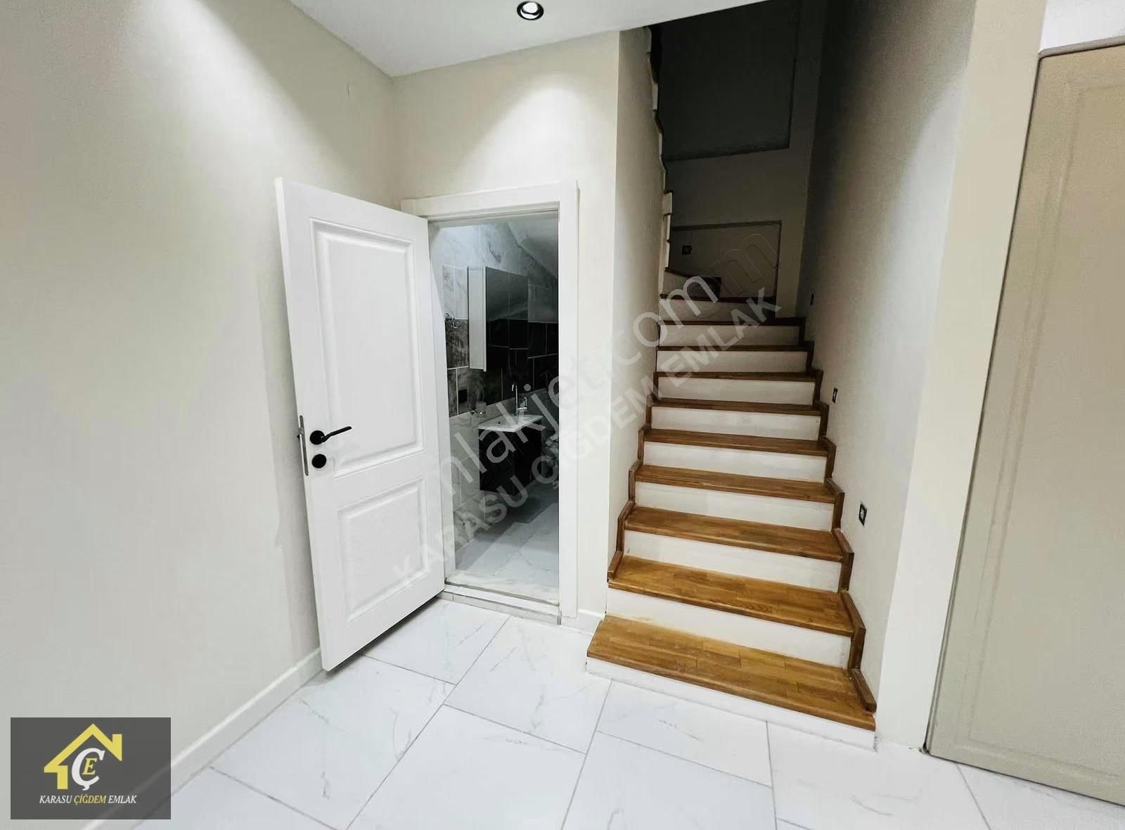 Karasuda 3+1 Yerden Isıtmalı Tripleks Yapı Çiğdem Emlak - Görsel 15