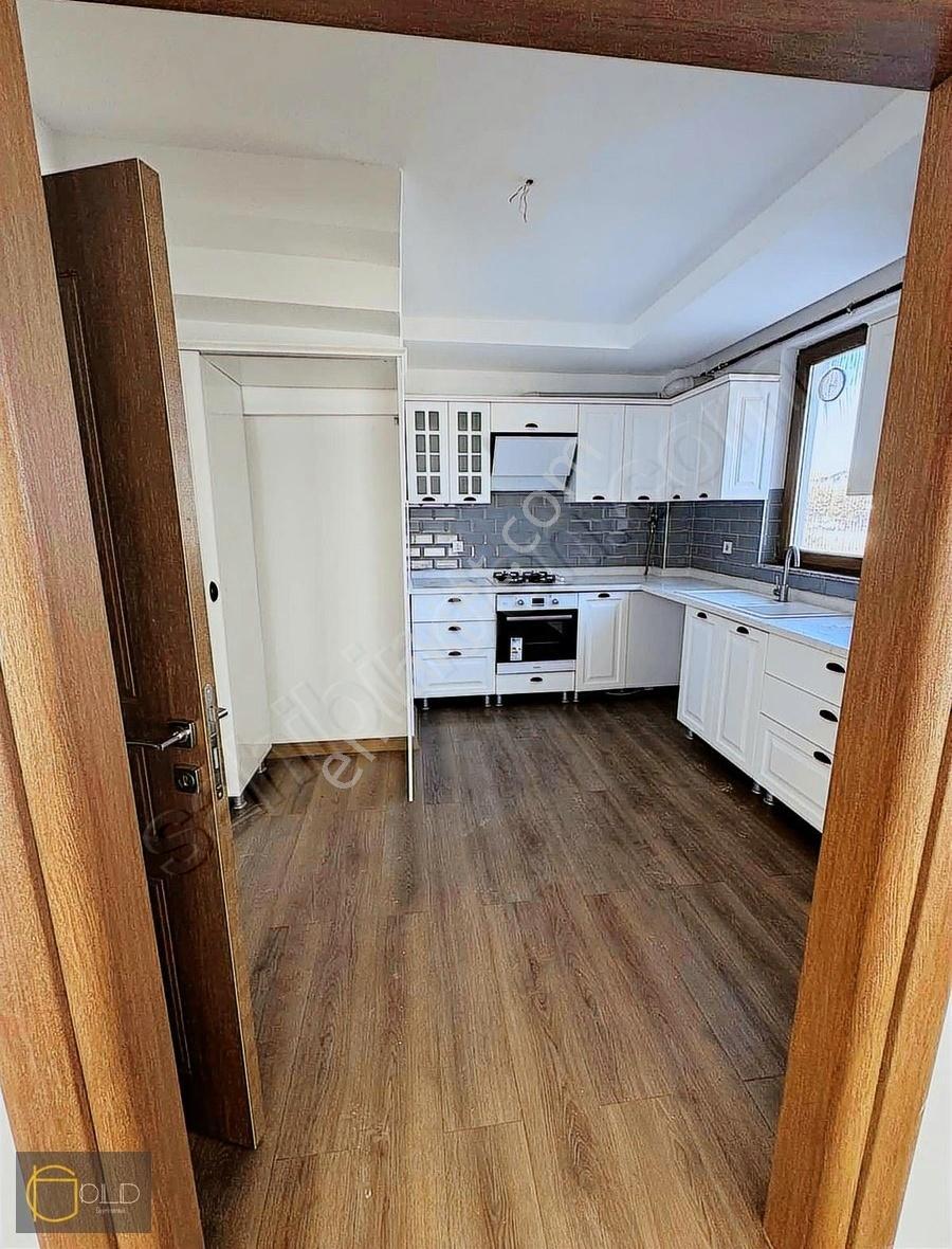 Güzelyalı'da Doğa Ve Denizle Bir Yaşam 4+1 Bahçeli Lüks Villa - Görsel 15