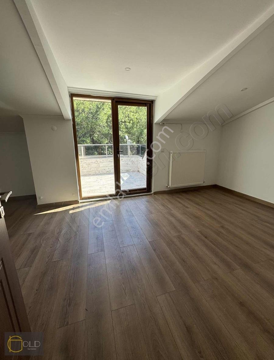 Güzelyalı'da Doğa Ve Denizle Bir Yaşam 4+1 Bahçeli Lüks Villa - Görsel 3