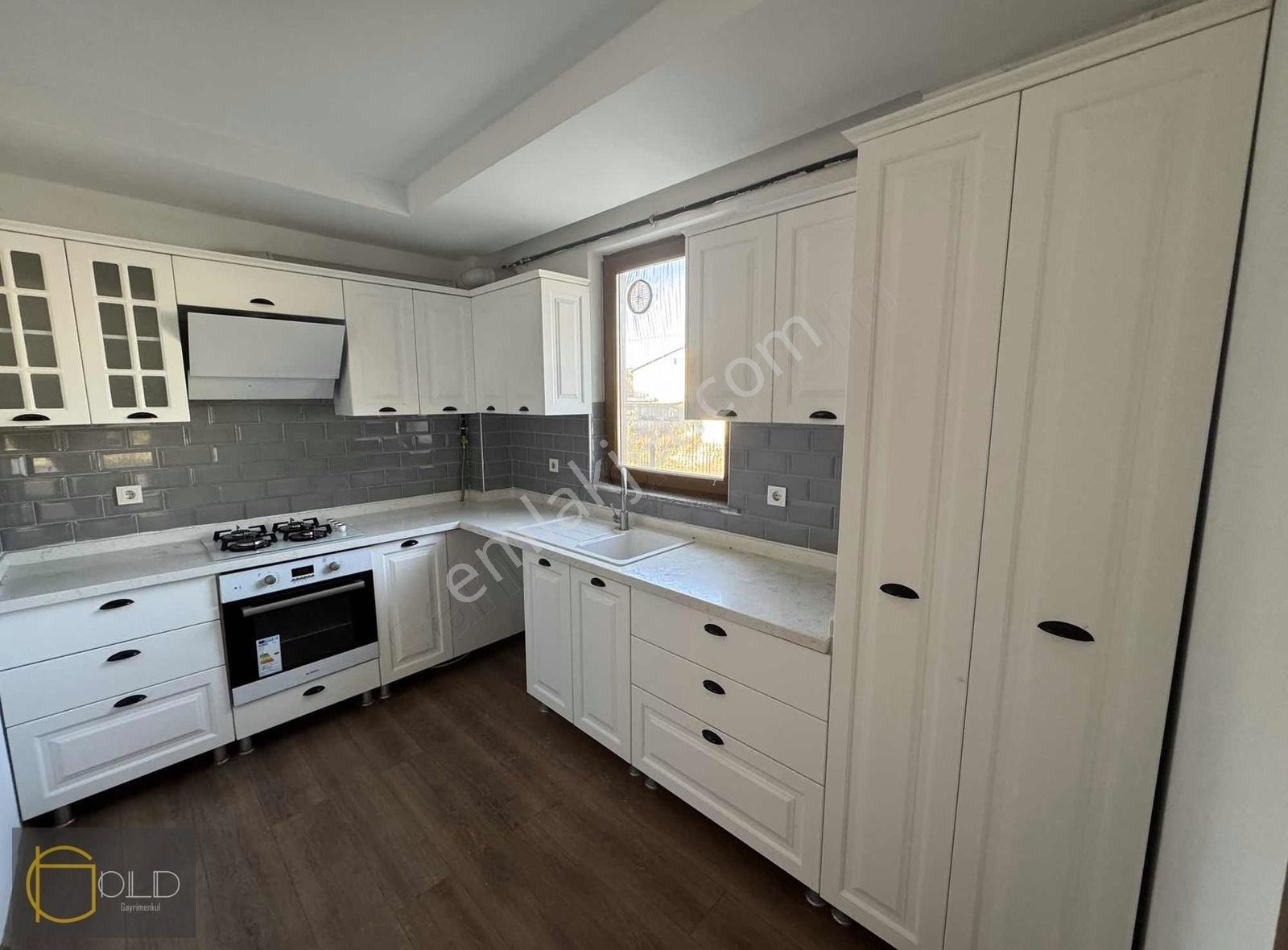 Güzelyalı'da Doğa Ve Denizle Bir Yaşam 4+1 Bahçeli Lüks Villa - Görsel 14