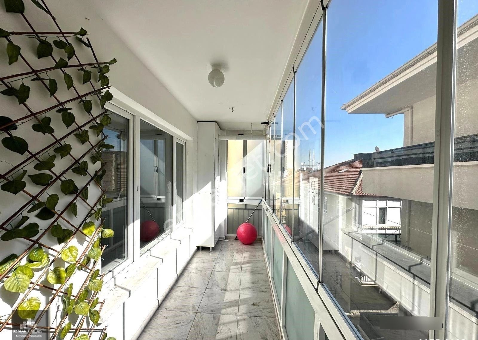 Uzman Emlak'dan Çiçekli Mh'de Yunusemre Cadde Yakını 1.katta 2+1 Yapılı Daire - Görsel 10