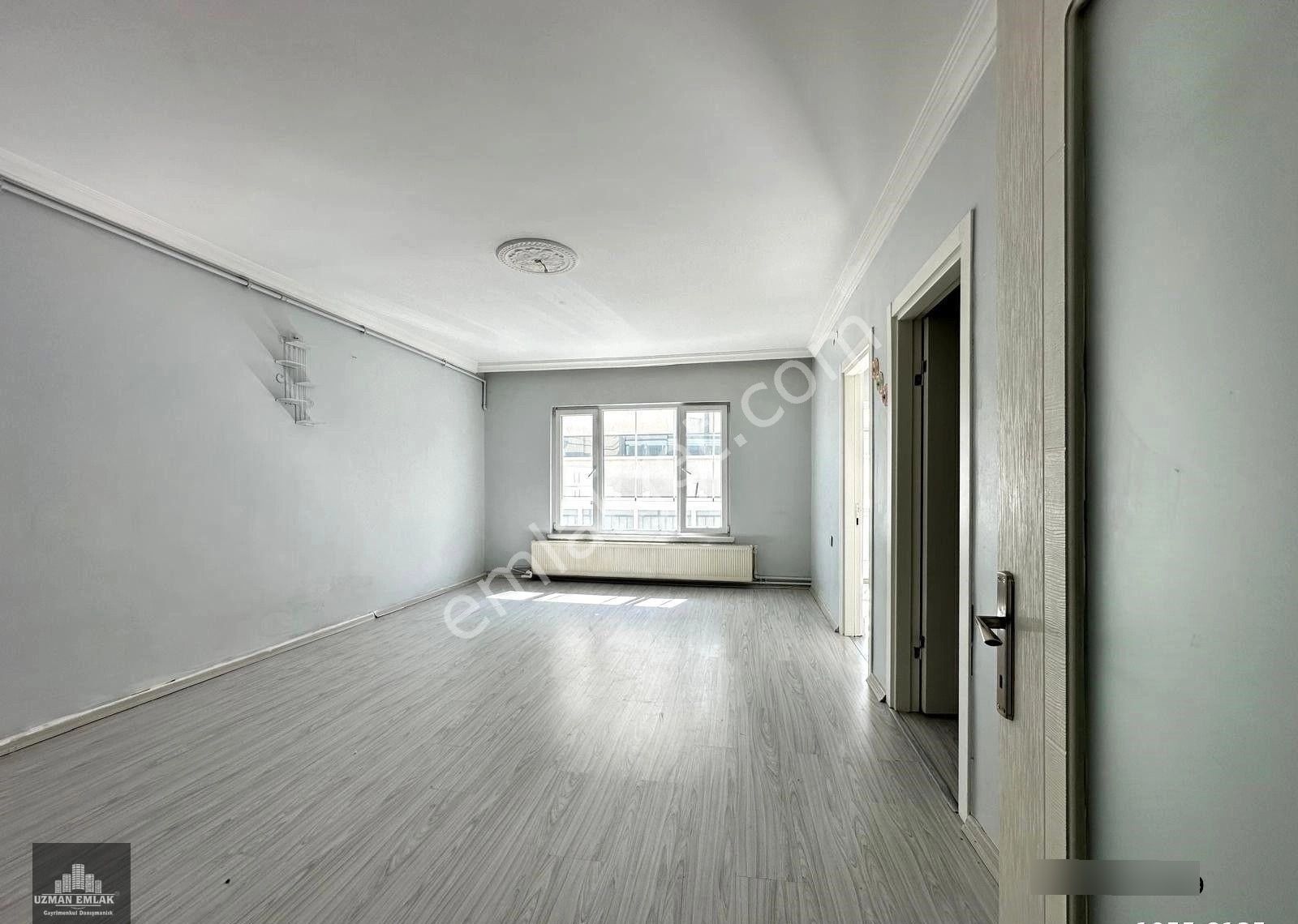 Uzman Emlak'dan Çiçekli Mh'de Yunusemre Cadde Yakını 1.katta 2+1 Yapılı Daire - Görsel 4