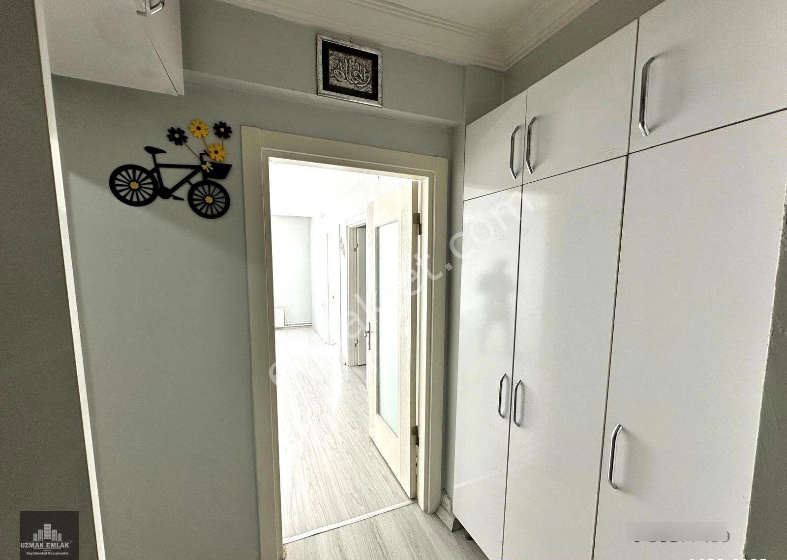 Uzman Emlak'dan Çiçekli Mh'de Yunusemre Cadde Yakını 1.katta 2+1 Yapılı Daire - Görsel 5